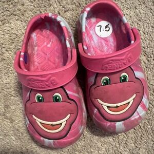 Barney The Dinosaur Pink Tie Dye Clogs Kids Size 7.5 Toddler Shoes